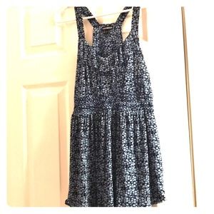 Express Women’s Sleeveless Top